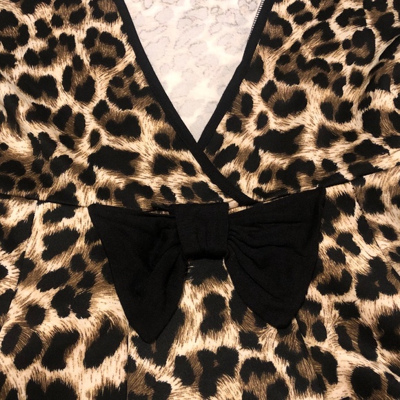 Monteau Peplum Leopard print shirt - Picture 2 of 3